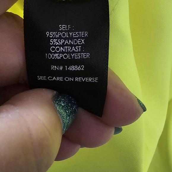 Torrid 3x yellow neon peplum top 💛 - Picture 5 of 5